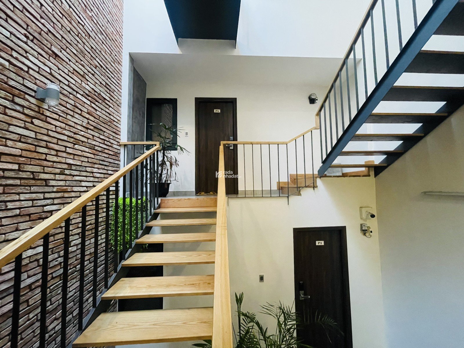 NHÀ 4 TẦNG - 2 MẶT TIỀN Q1 - 148m2 - ĐANG THUÊ KHOÁN 120TR/THÁNG - GIÁ 32 TỶ