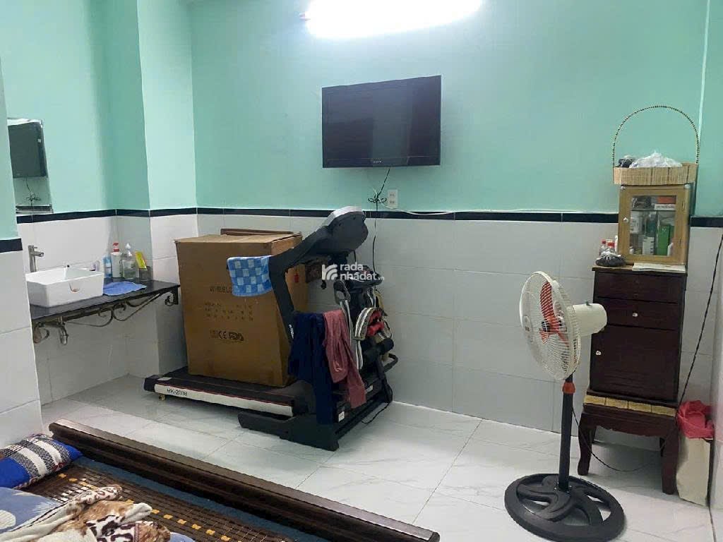 QUAN 7 -LÊ VĂN LƯƠNG NHỈNH 5 TỈ TL-HẺM ÔTÔ NGAY LOTTE  