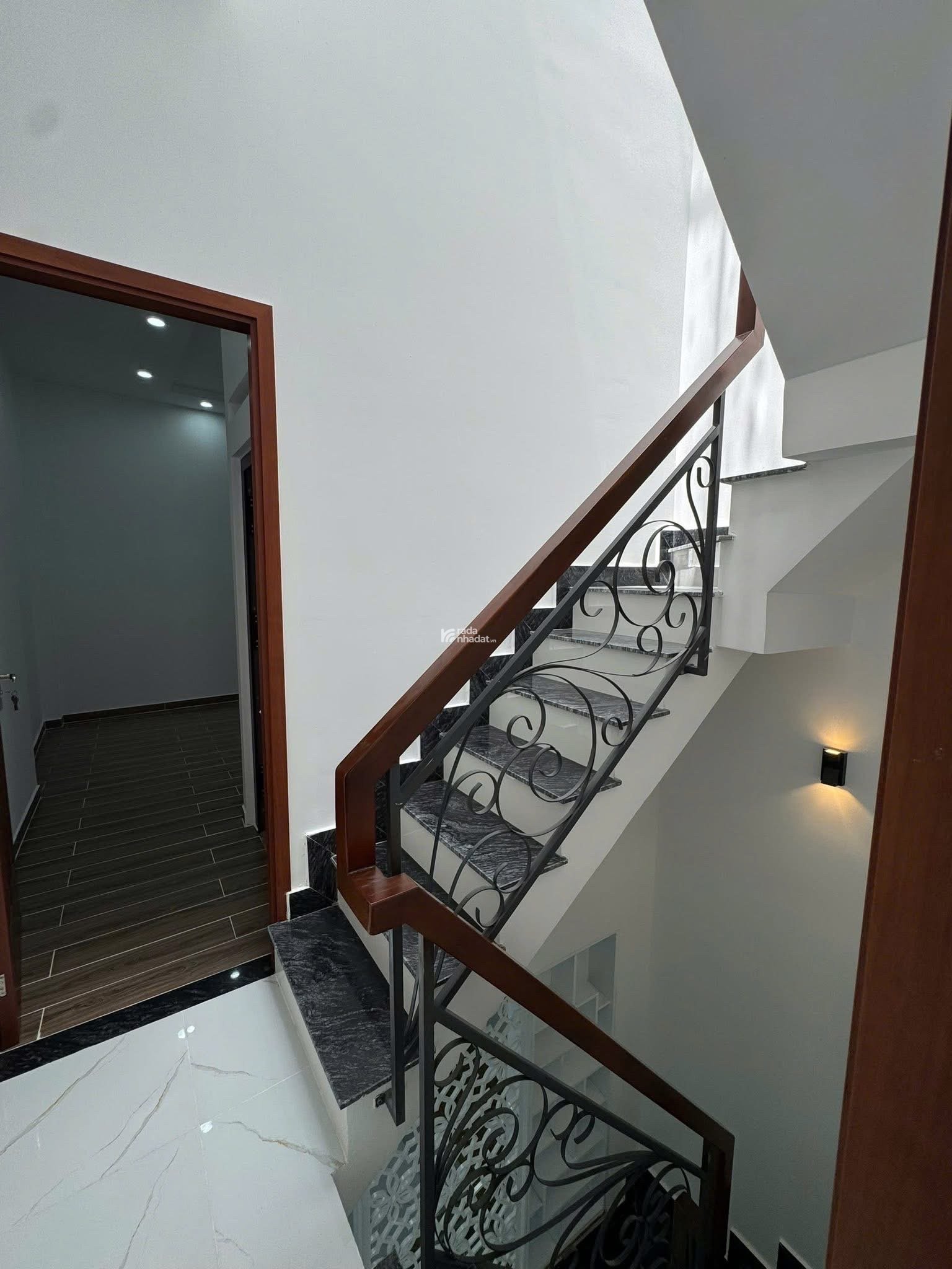 Hot: Nhà mới xây giá iuu vị trí trung tâm quận 8