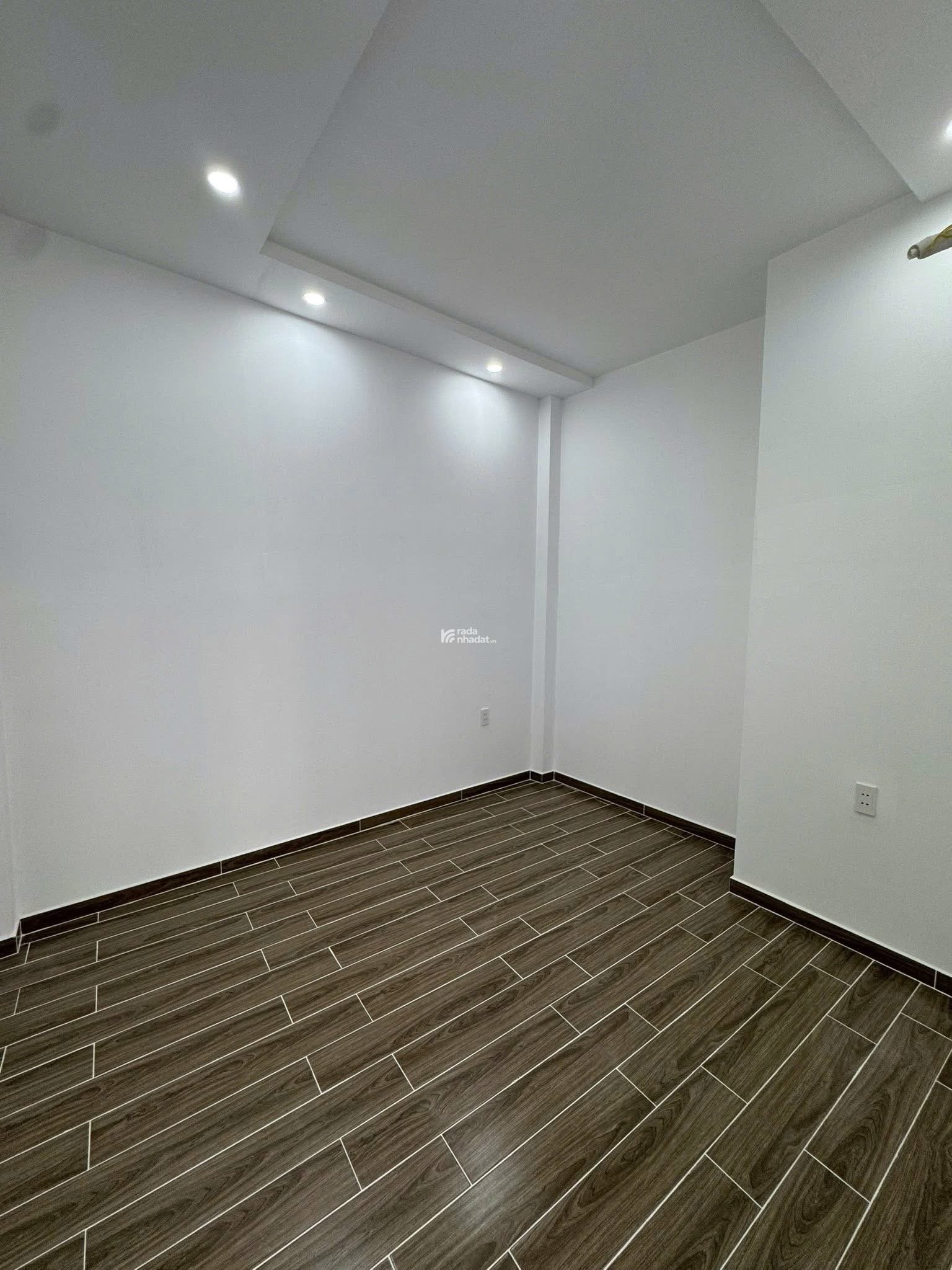 Hot: Nhà mới xây giá iuu vị trí trung tâm quận 8
