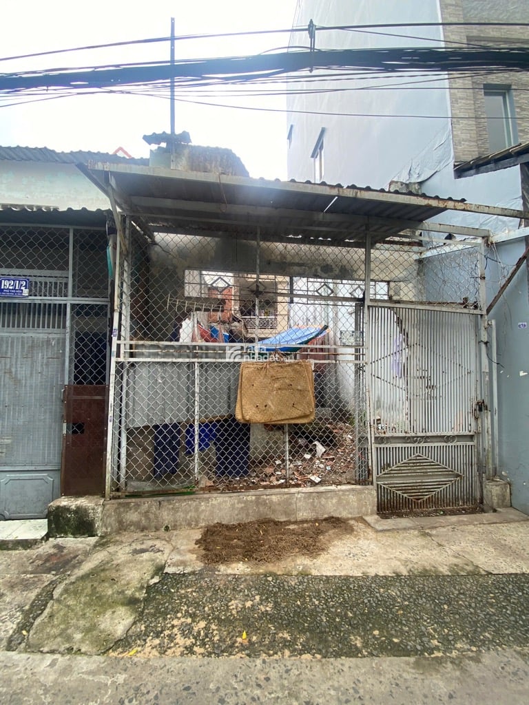 HẺM TRƯỚC NHÀ 5M - XE HƠI ĐẾN CỬA - SÁT MẶT TIỀN - NHÀ NÁT TIỆN XÂY MỚI -  45M2 - KHU XÂY CAO TẦNG