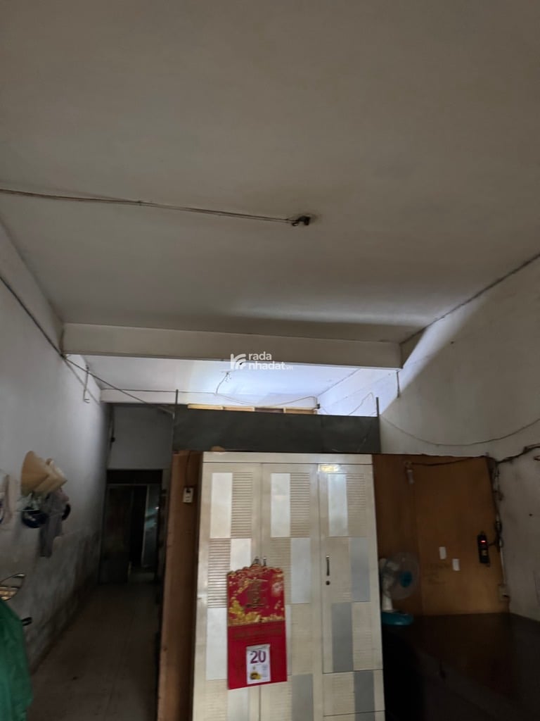 MT KINH DOANH NGAY CHỢ NGUYỄN VĂN TRỖI -  LÊ VĂN SỸ -P.13- Q.3- DT: 4.1*21M - 20 TỶ