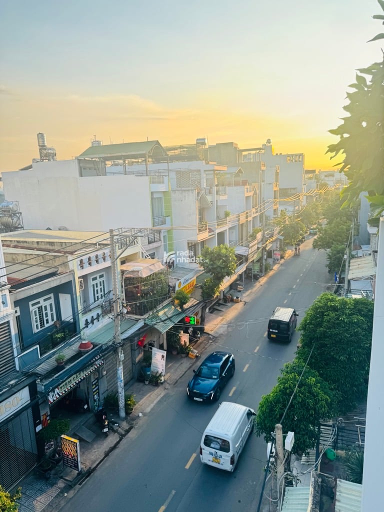 MẶT TIỀN 14M KINH DOANH - 4 TẦNG - 95M2(4m x 23m) - CÓ LẮP THANG MÁY