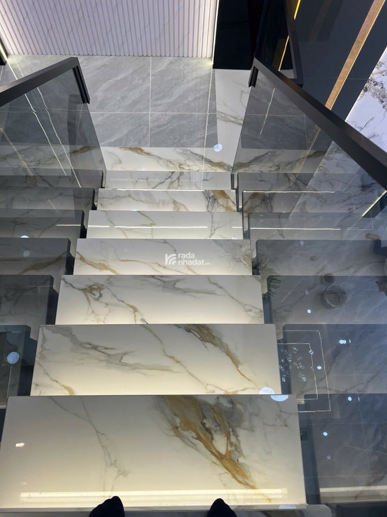 BÁN NHÀ HƯƠNG LỘ 2 SIÊU ĐẸP 5 TẦNG 4PN 6.X TỶ HẺM 6M THÔNG SÁT MẶT TIỀN GIÁP TÂN PHÚ