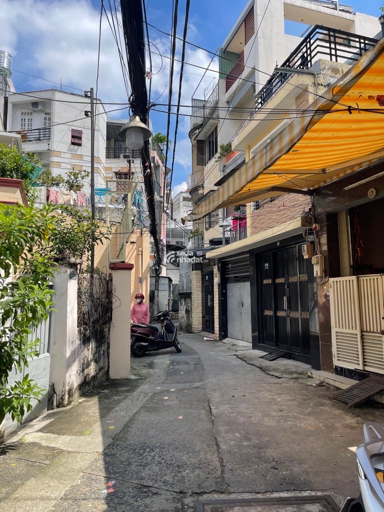 TRUNG TÂM QUẬN 10- HẺM 4M THÔNG THOÁNG- THÔNG TỨ TUNG - 5 TẦNG BTCT CHẮC CHẮN - 7PN 5WC - NHỈNH 7