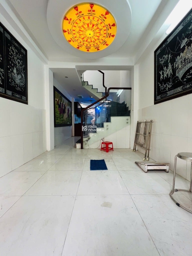 TRUNG TÂM QUẬN 10- HẺM 4M THÔNG THOÁNG- THÔNG TỨ TUNG - 5 TẦNG BTCT CHẮC CHẮN - 7PN 5WC - NHỈNH 7