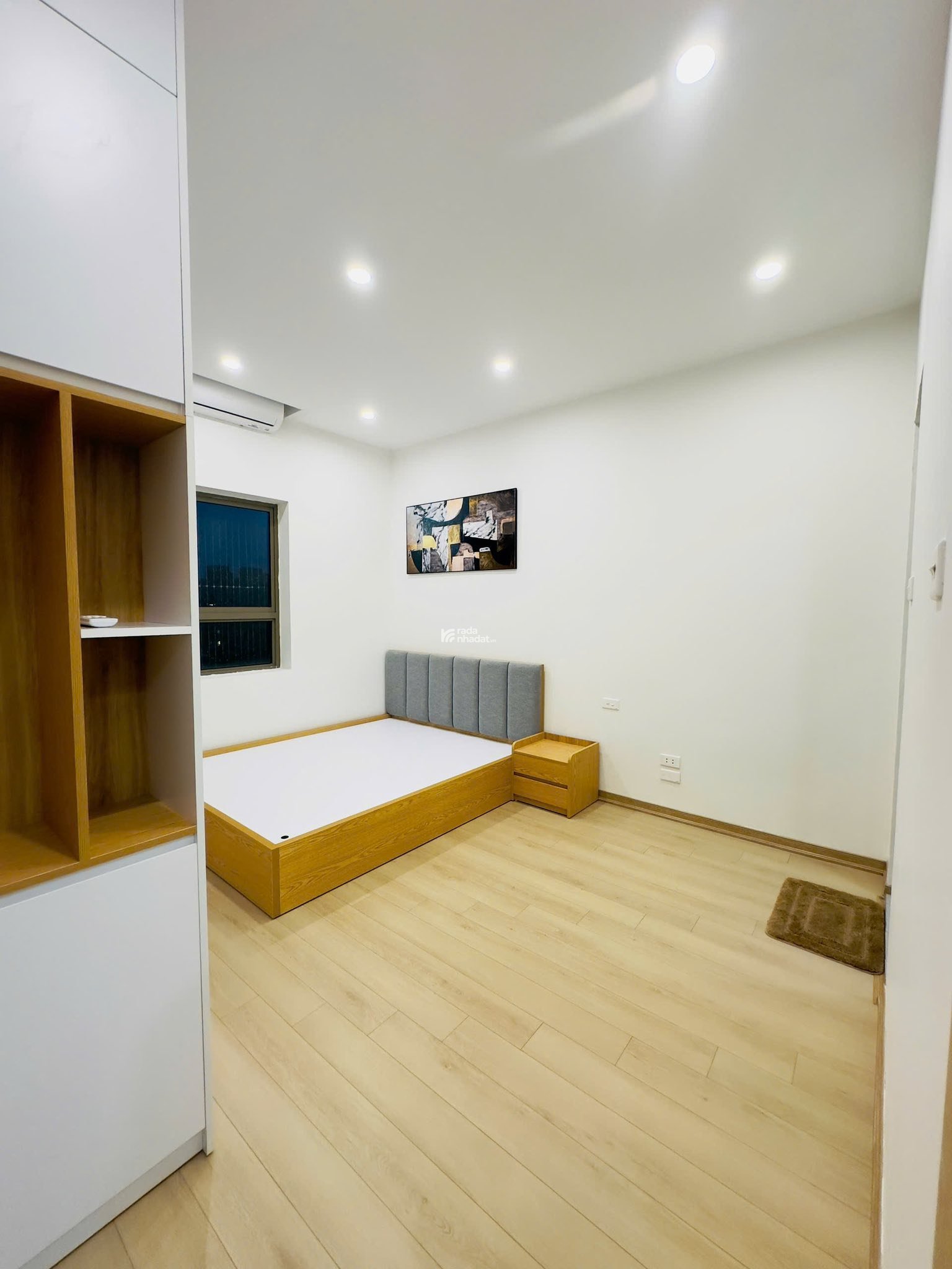 HIẾM NHÀ BÁN - NHÀ ĐẸP - BAN CÔNG RỘNG - 2WC - KHUÔN VIÊN SIÊU RỘNG - Ô TÔ DỪNG ĐỖ NGÀY ĐÊM