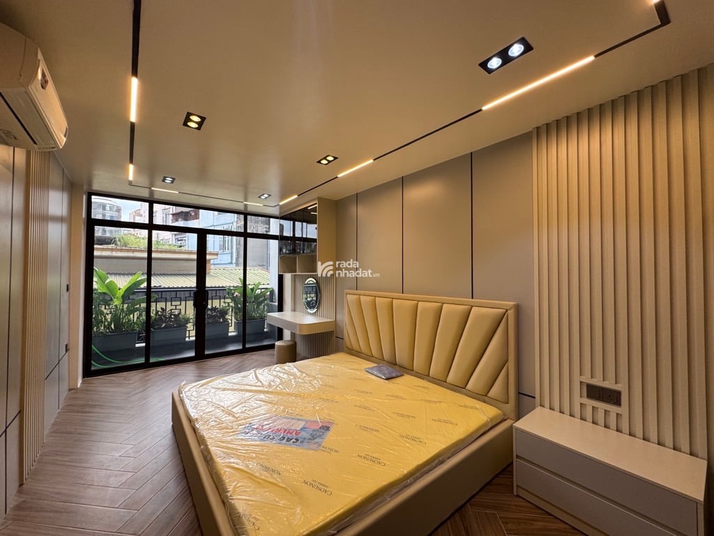 HIẾM - NHÀ NGỌC THUỴ 47M x 7 TẦNG - GARA - THANG MÁY - NGÕ THÔNG - FULL NỘI THẤT XỊN XÒ 