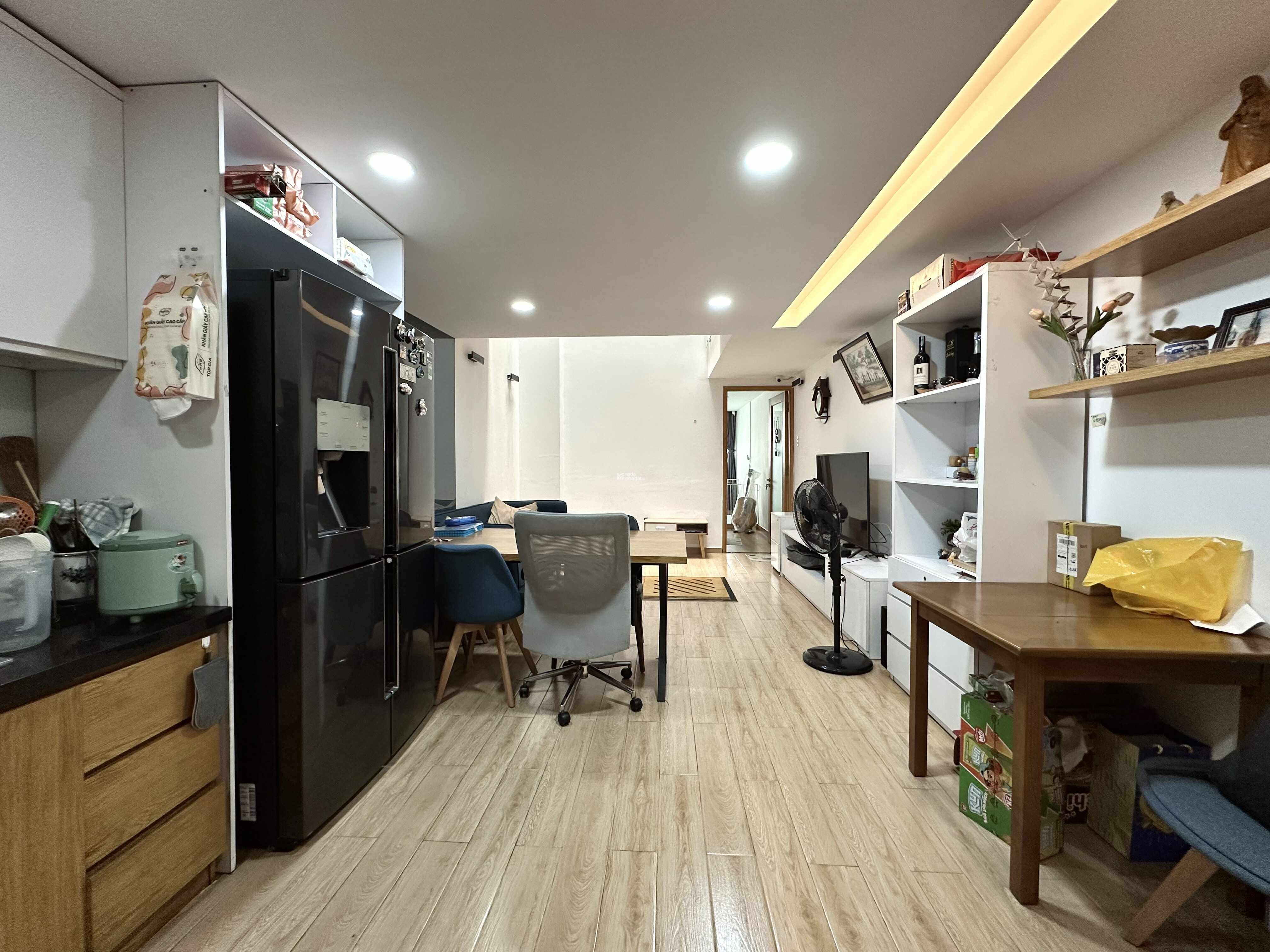 KHÔNG NHÀ BÁN - ĐỐI DIỆN NHÀ THỜ TÂN ĐỊNH, CẠNH CHỢ - NHÀ ĐẸP 5 TẦNG - 70M2 (4.2x16.5) - 21.8 TỶ