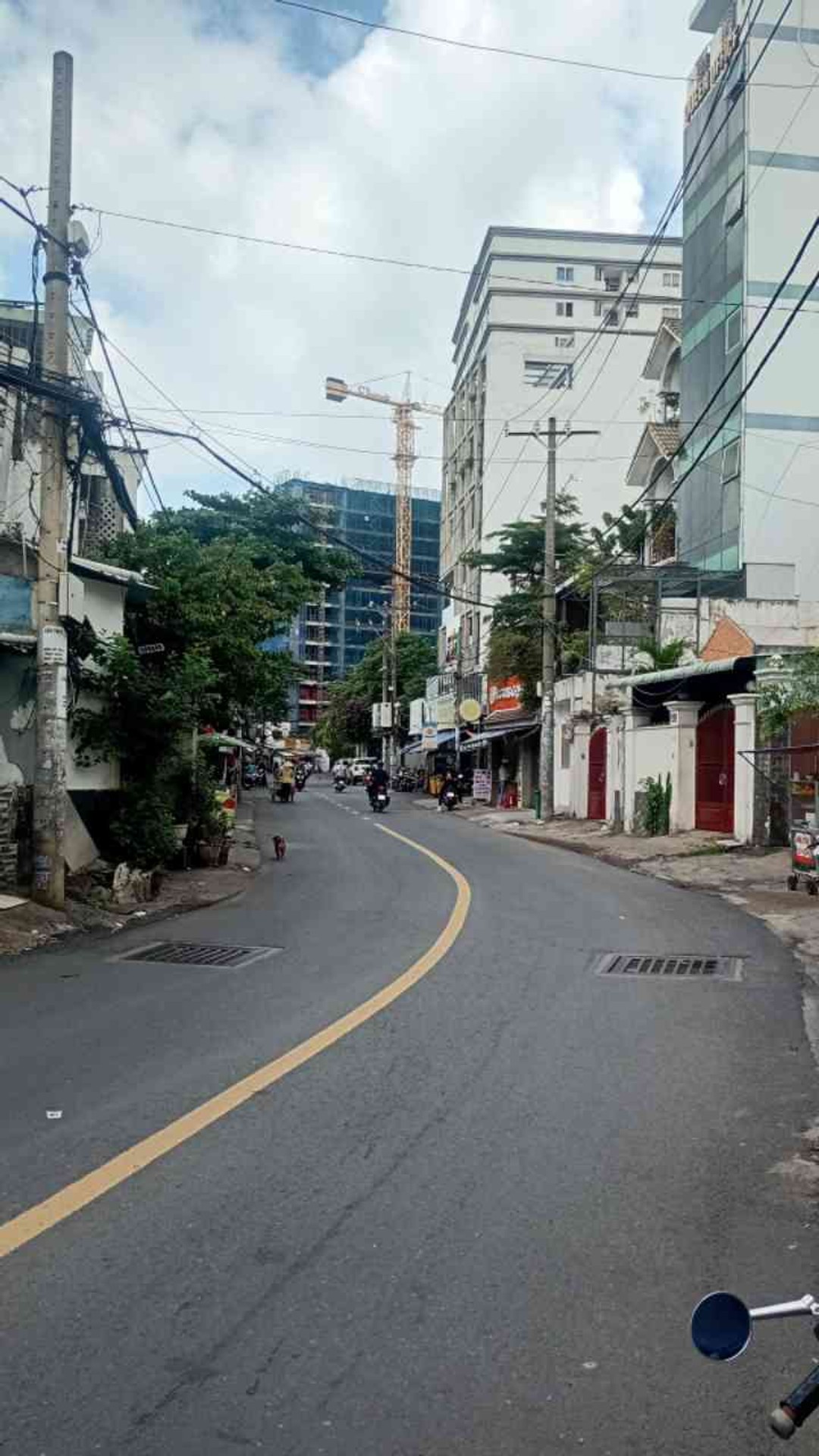 HẺM XE HƠI NGUYÊN HỒNG, BÌNH THẠNH, 32M2 MỚI Ở NGAY. GIẢM 350TR CHỈ 8.4T