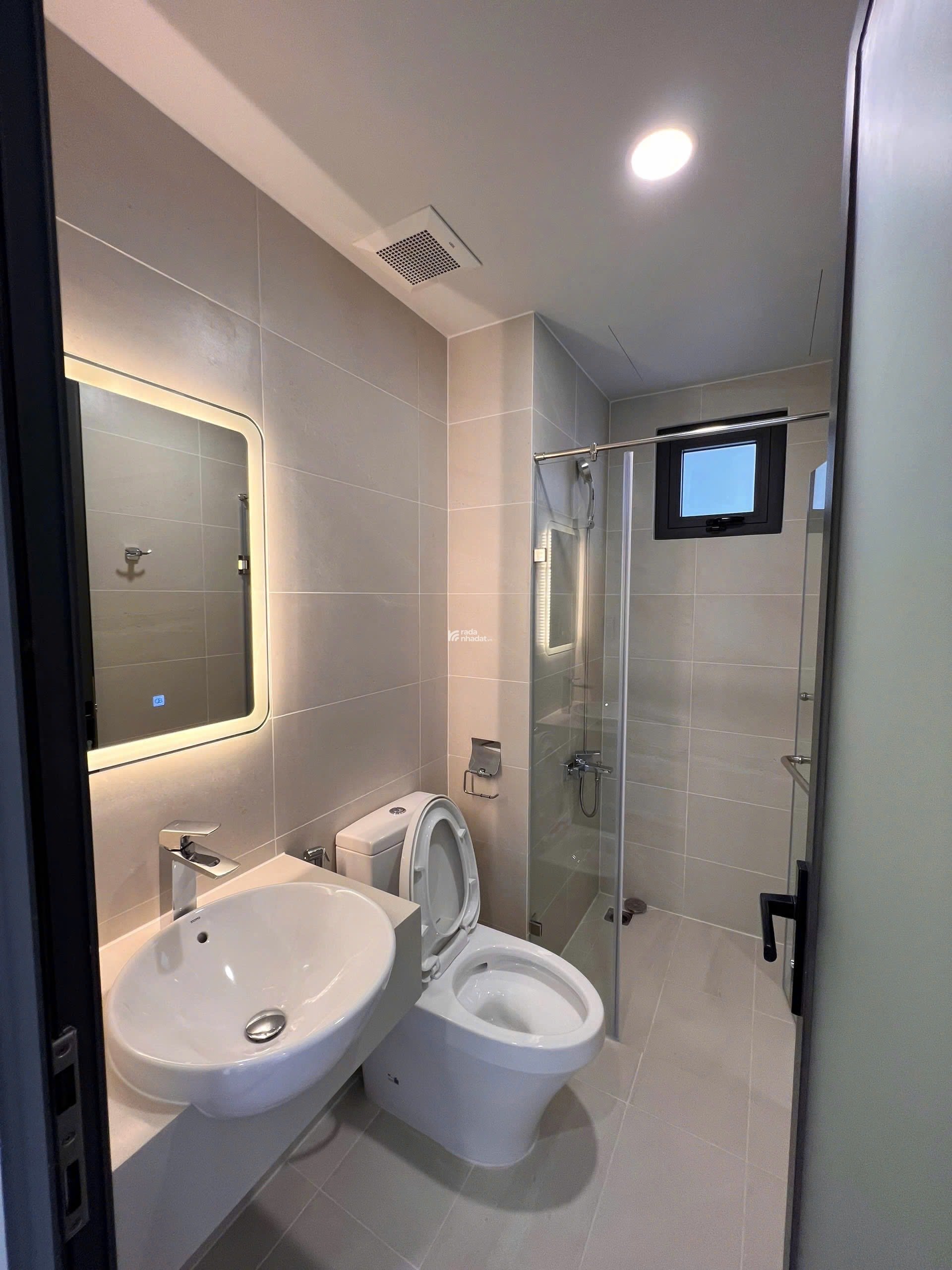 2PN2WC - 10 triệu/tháng nội thất cơ bản - Cho thuê Q7 Riverside