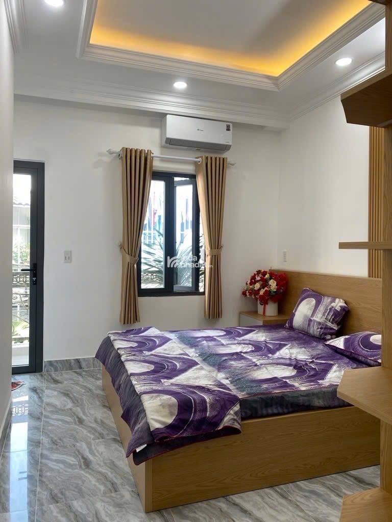 Bán nhà Đường số 37 đoạn xung nhất 40m2 thổ cư ngang 4m dài 10m nhà 2 tầng 2 phòng chỉ 5 tỷ nhỉnh