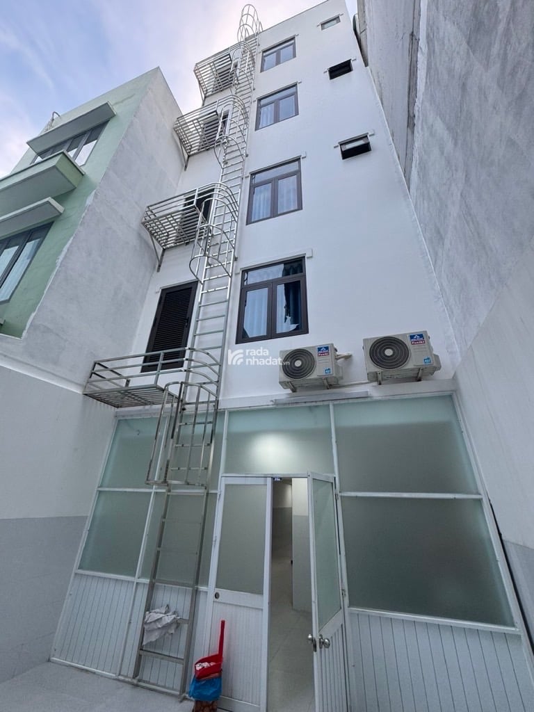 Bán Gấp Mặt Tiền Kinh Doanh VIP đường Bùi Thế Mỹ P 10 Q. Tân Bình - Đang có nguồn