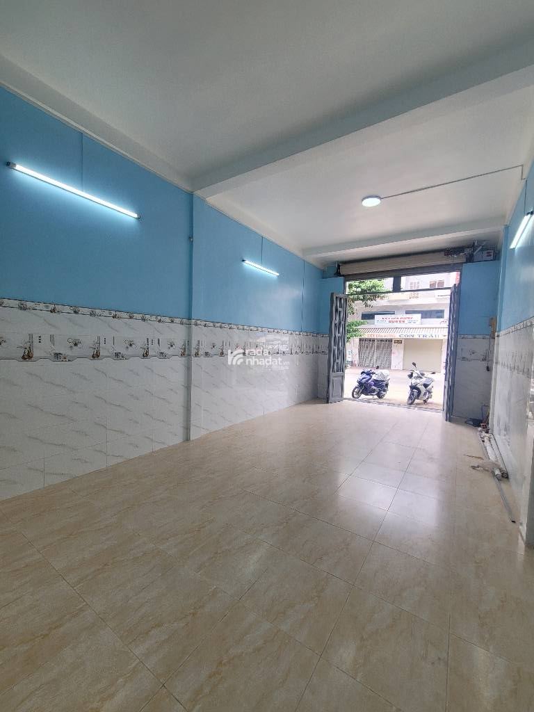 MẶT TIỀN KINH DOANH -  PHẠM PHÚ THỨ  - ĐƯỜNG 20 MÉT - QUẬN 6 - 4 X 20 - 3 TẦNG - CHỈ 13 TỶ
