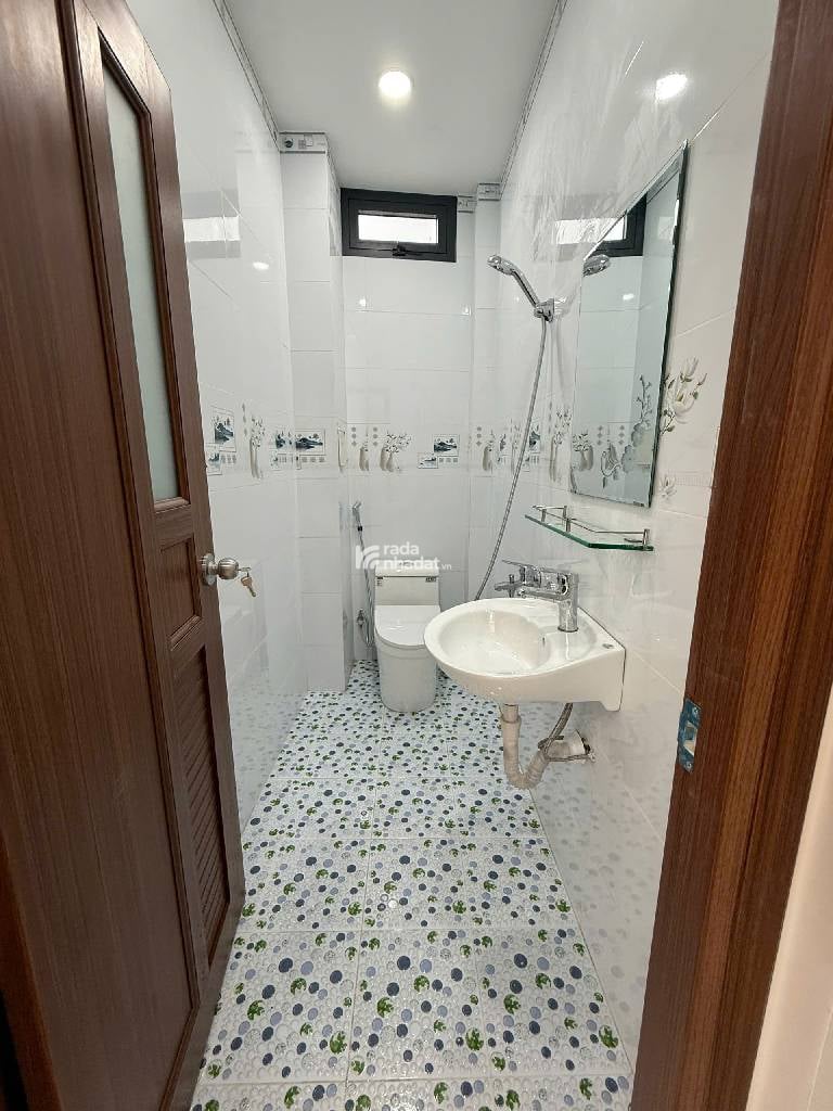 NHÀ 2 TẦNG MỚI ĐẸP - NGANG KHỦNG 6M - NỞ HẬU TÀI LỘC - TRUNG TÂM TÂN BÌNH