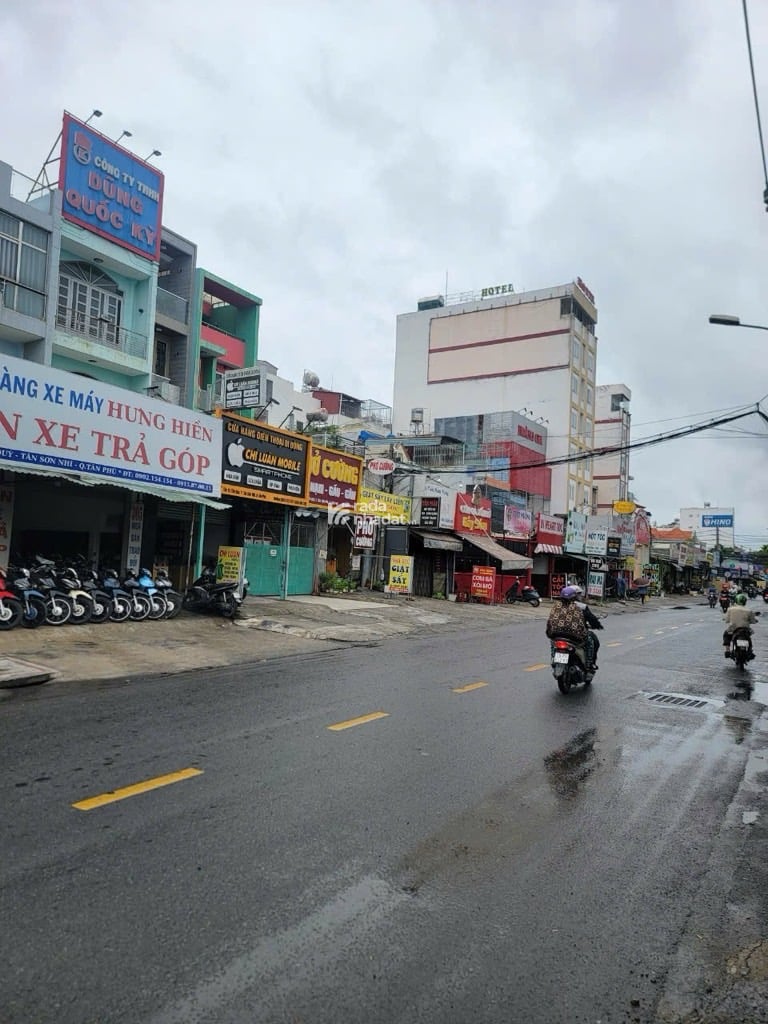 QUẬN TÂN PHÚ 6x20 1 TRỆT 3 LẦU SÂN THƯỢNG