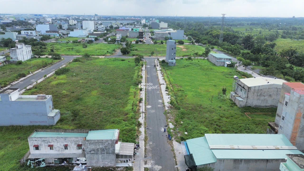 Bán đất đẹp 1,945 tỷ, 130m2 tại Trần Văn Giàu, Đức Hoà Hạ, Long An