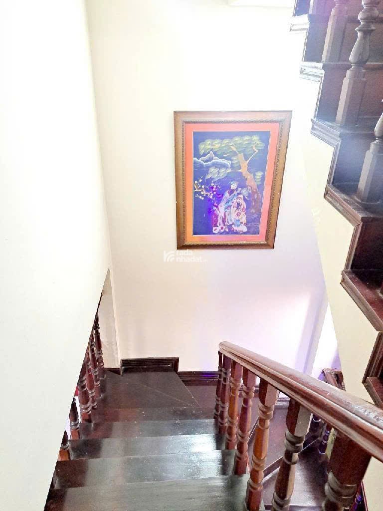 Bán gấp nhà Đội Cấn ngõ thông gần phố kinh doanh 39m2 giá 10.5 tỷ