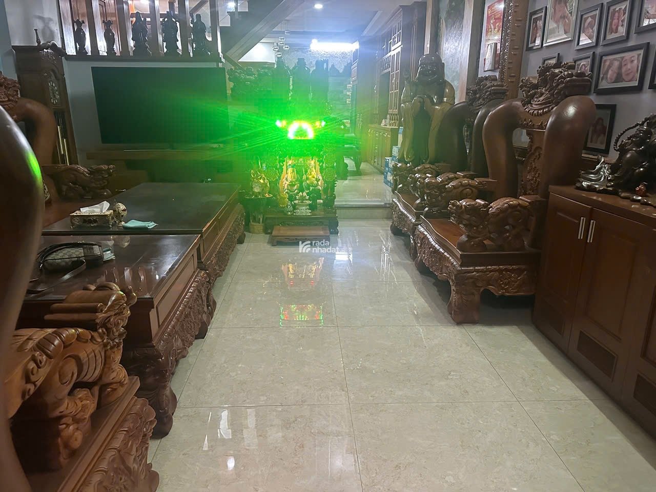Bán Siêu phẩm Ful Nội Thất Gỗ Cao Cấp Chính chủ Đang ở Gần EMart 