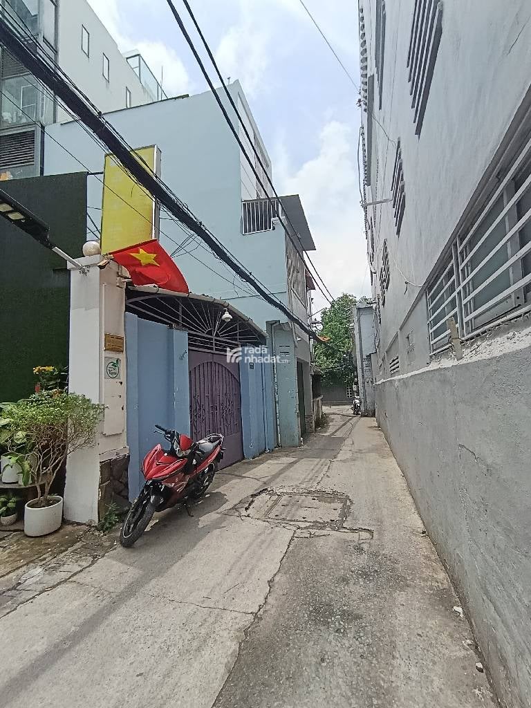 HẺM XE HƠI NHIÊU TỨ, PHÚ NHUẬN, 1550M2 MỚI CÓ KC Ở NGAY. GIẢM 350TR CHỈ CÒN 22.5T TL 
