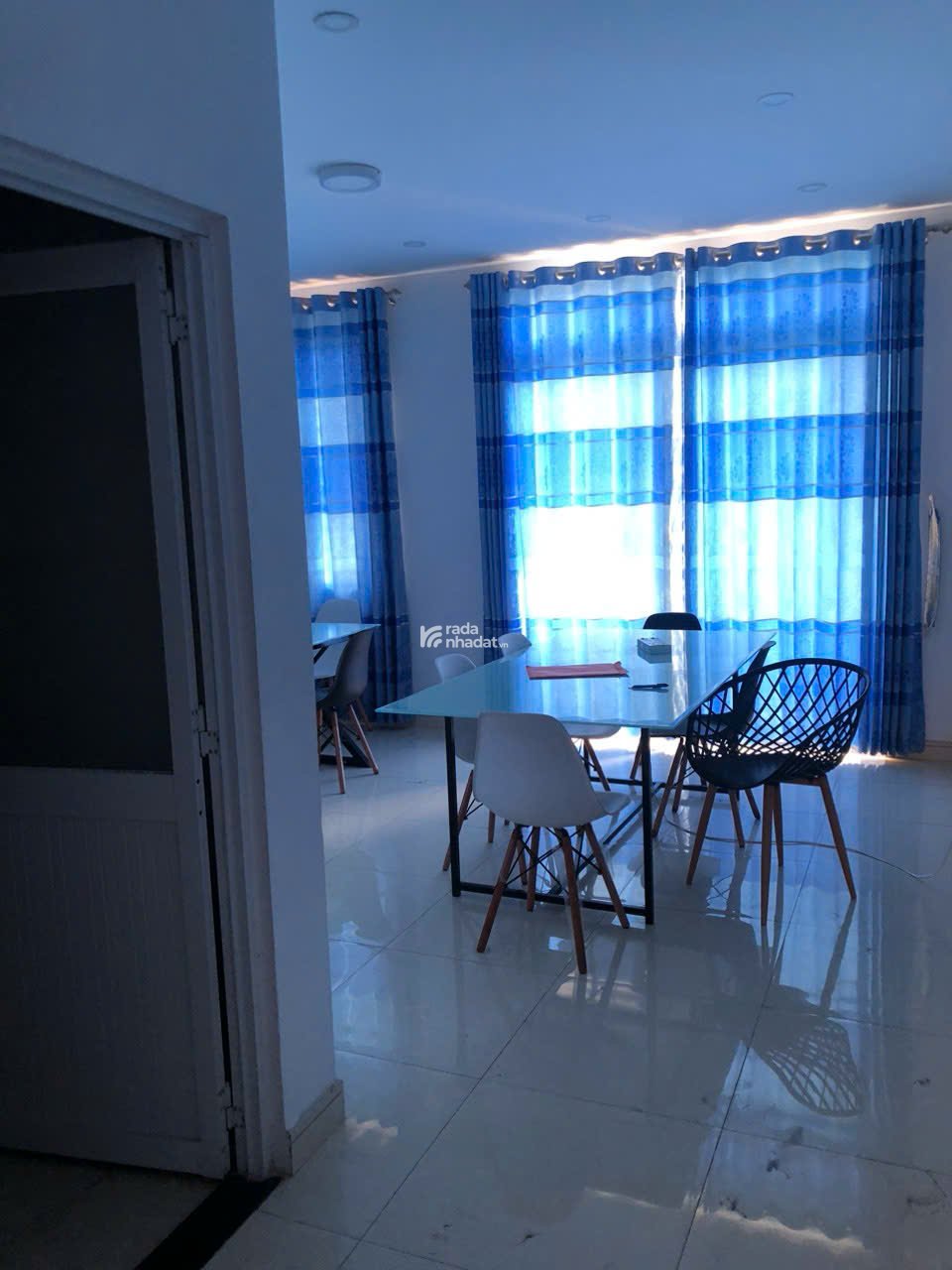 BÁN NHÀ ĐỐI DIỆN CHUNG CƯ ĐẠT GIA ,5M X 18M TRET 3 LAU GIÁ 10.5TY SHR.