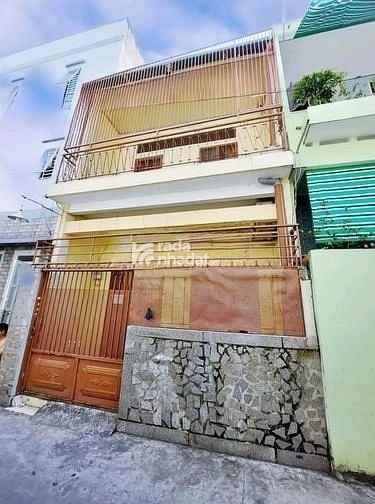 DUY NHẤT CHỈ 1 Nhà Khánh Hội Q4 53m2 Chỉ 2.5 tỷ SHR
