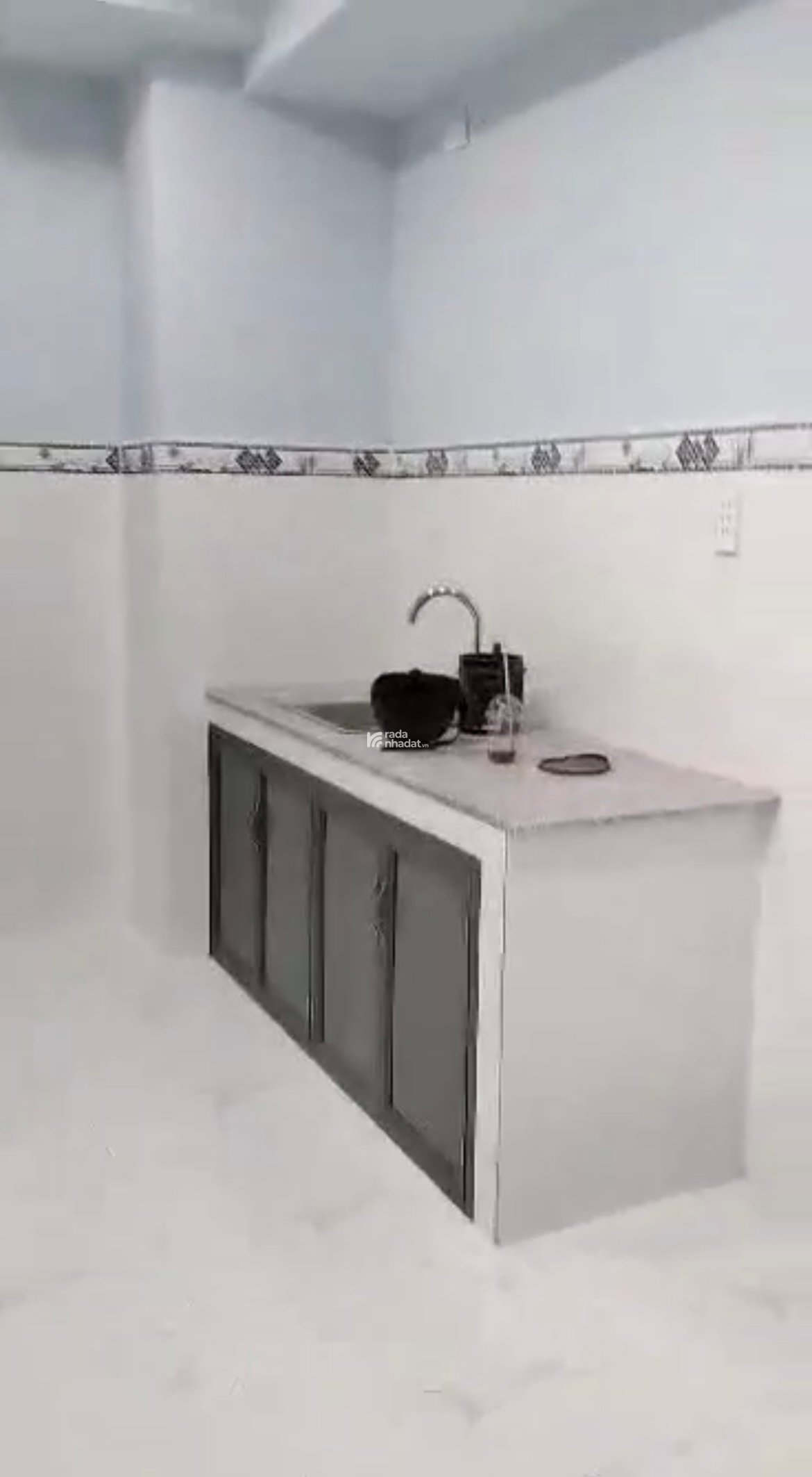 Pass nhà nguyên căn sạch đẹp, an ninh, tiện nghi, giá hợp lý.