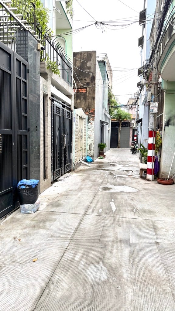 ĐÓN ĐẦU TUYẾN METRO, HXH CÁCH MẠNG THÁNG 8, TÂN BÌNH, 58M2 TIỆN XÂY. GIẢM 350TR CHỈ CÒN 5.9T TL 