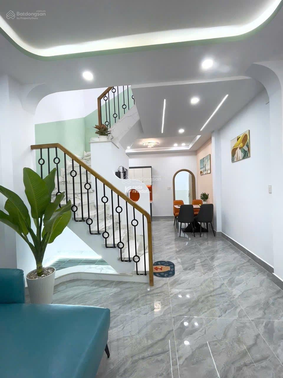 Bán nhà Hxh 6m Gò Dầu. Q Tân Phú. DT: 4x17,5(70m2). 4 Tầng.Giá:10,9 Tỷ