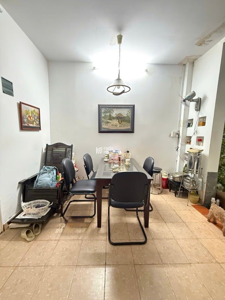 GIÁP QUẬN 10 XE HƠI NGỦ TRONG NHÀ - THIÊN PHƯỚC -P.9- TÂN BÌNH- DT: 4.4*21M- 13 TỶ