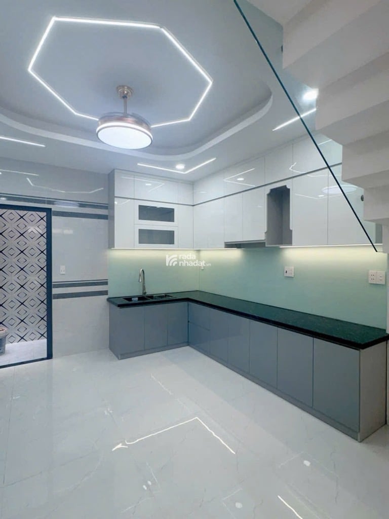 BÁN NHÀ HƯƠNG LỘ 2 BÌNH TÂN 54M2 5 TẦNG 6.X TỶ HẺM XE HƠI 