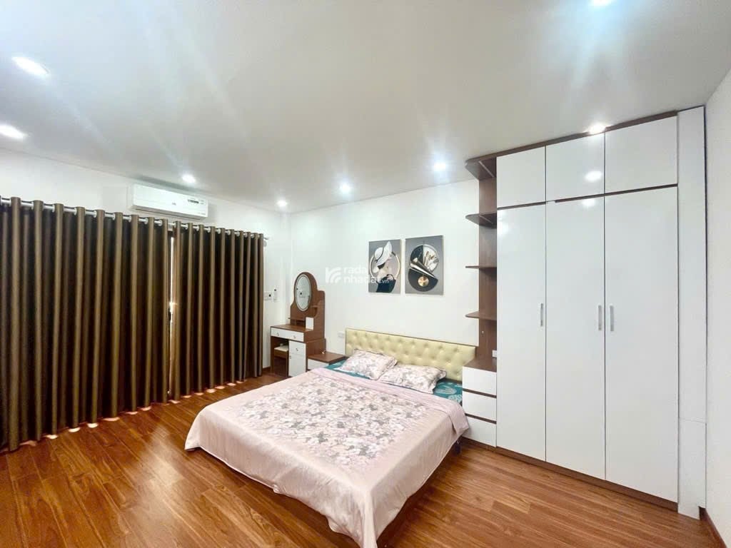 TÀI CHÍNH HƠN 7Đ SỞ HỮU NGAY NHÀ ĐẸP THẠCH BÀN -LONG BIÊN 