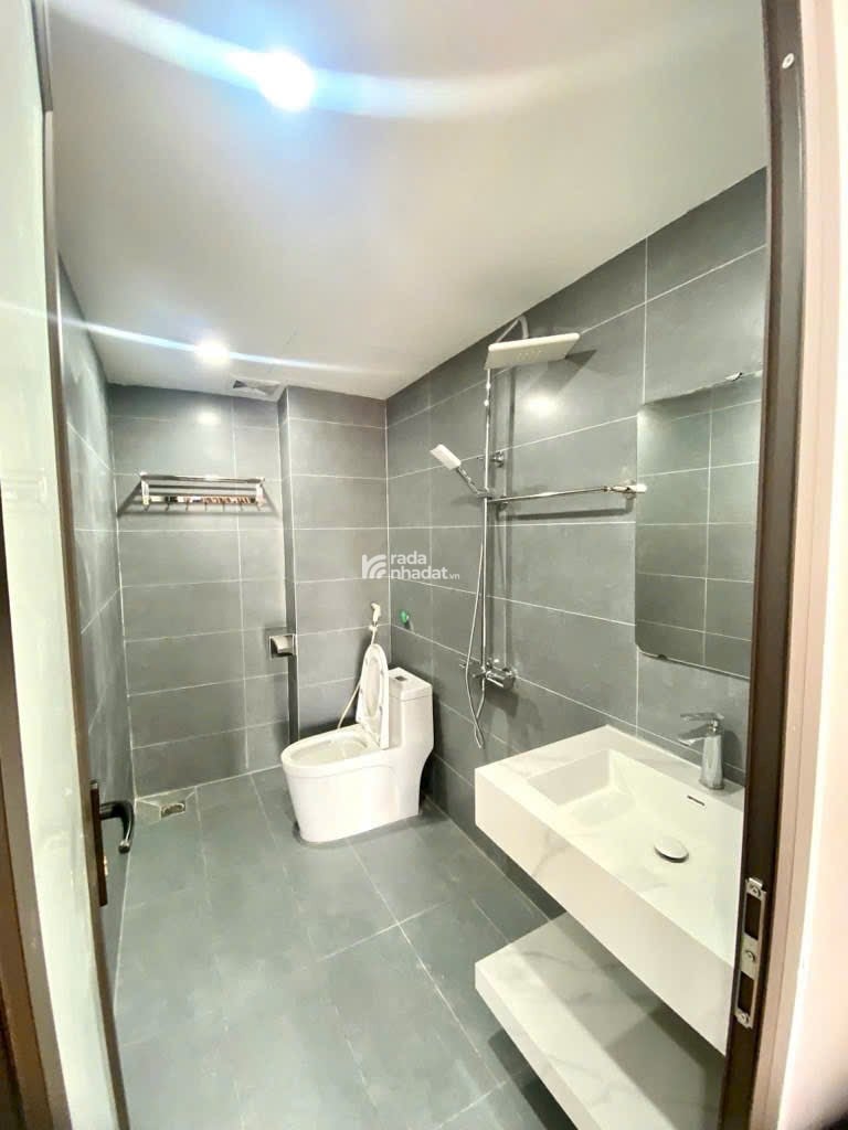 TÀI CHÍNH HƠN 7Đ SỞ HỮU NGAY NHÀ ĐẸP THẠCH BÀN -LONG BIÊN 