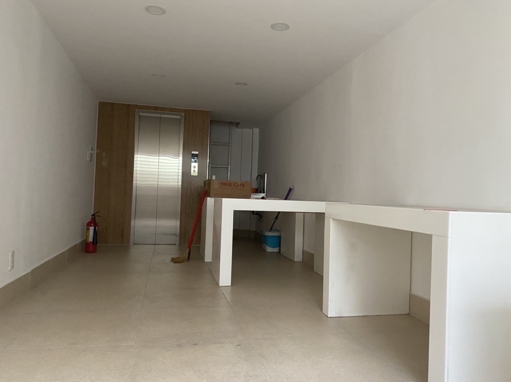 NHÀMẶT TIỀN KINH DOANH SIÊU ĐỈNH TRỤC ĐƯỜNG KINH DOANH SẦM UẤT NGAY NGÃ BA 3/2