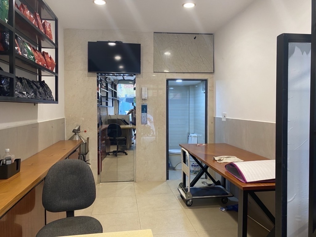 NHÀMẶT TIỀN KINH DOANH SIÊU ĐỈNH TRỤC ĐƯỜNG KINH DOANH SẦM UẤT NGAY NGÃ BA 3/2
