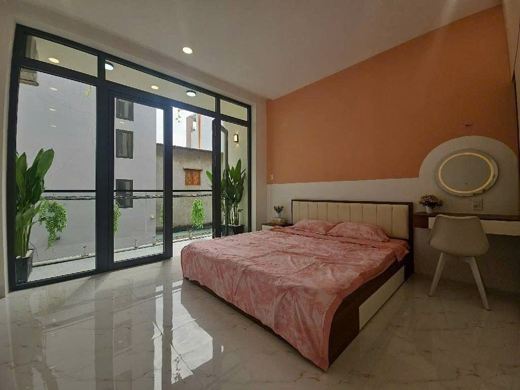 Gấp gấp! Nhà mới giá ngộp ngay Tân Phú đường Tân Kỳ Tân Quý 52m2, SHR giá 3 tỷ 050 TL