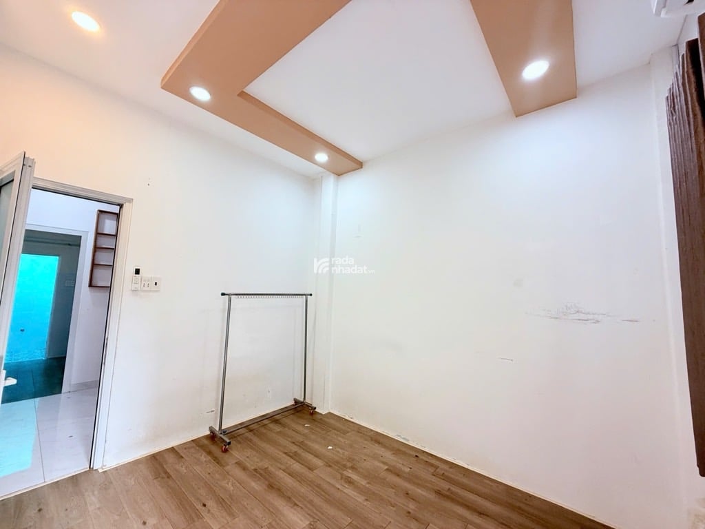 HẺM XE HƠI SÁT NHÀ NGUYỄN SỸ SÁCH, TÂN BÌNH, 41M2 CÓ KC Ở NGAY. GIẢM 350TR CHỈ 4.8T 