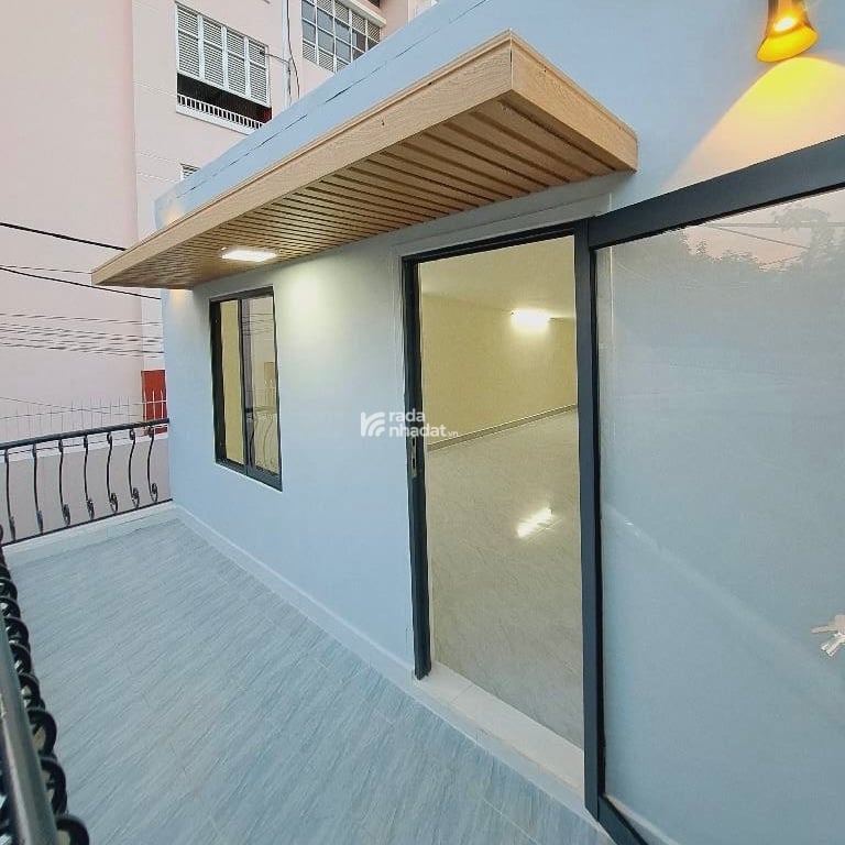 Gần Metro 2 - trung tâm Aeon Tân Phú một xẹt sát MT, nhà mới lô góc 2 tầng, DT 4.5x11m, 