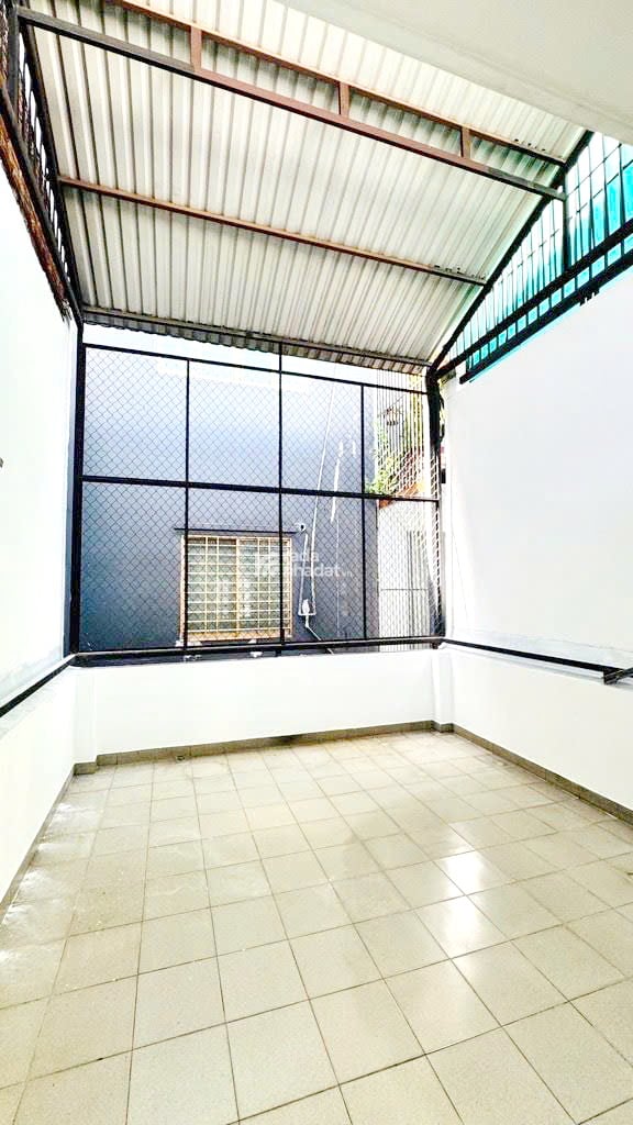 Bán nhà 2 lầu 3.9x16m sát mặt tiền đường Dương Bá Trạc P.1 Quận 8