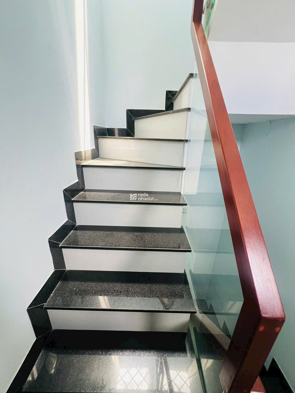 [BÌNH THẠNH] MẶT TIỀN CHDV PHAN VĂN TRỊ - 6 TẦNG - 55TR/TH - THANG MÁY - 8PN - 60M2 vuông A4