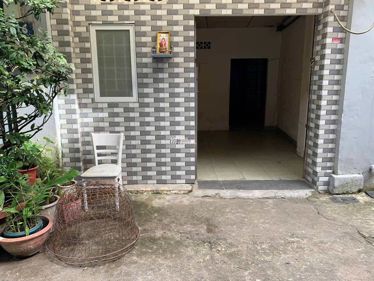 BÁN NHÀ MẶT TIỀN PHAN TÔN QUẬN 1 - 16.5 tỷ 