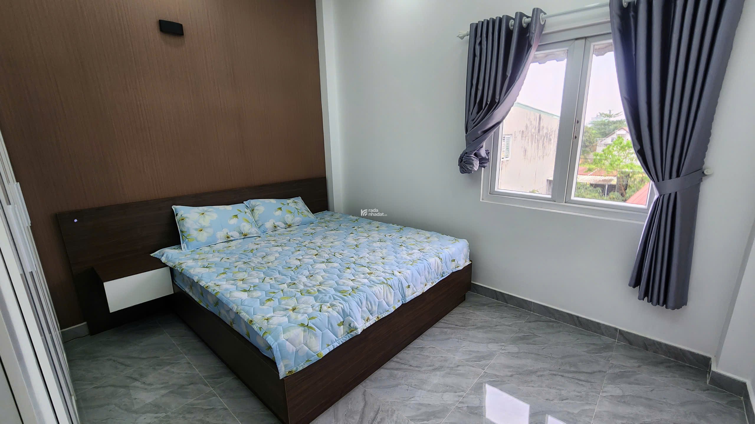 BÁN NHÀ ĐẸP 1 TRỆT 3 LẦU 4X25M - SÂN XE HƠI RỘNG - GẦN HÀ HUY GIÁP 