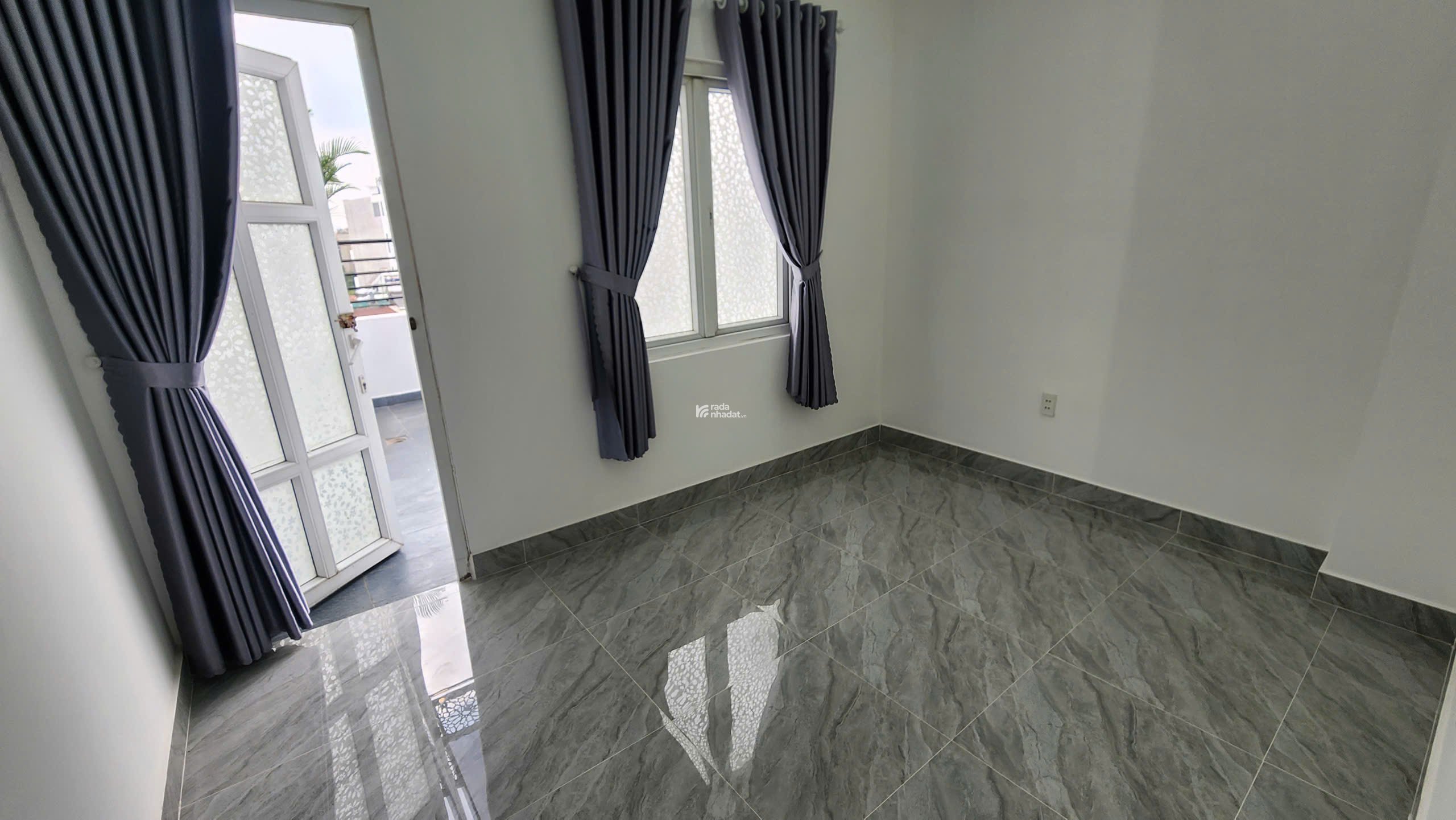 BÁN NHÀ ĐẸP 1 TRỆT 3 LẦU 4X25M - SÂN XE HƠI RỘNG - GẦN HÀ HUY GIÁP 