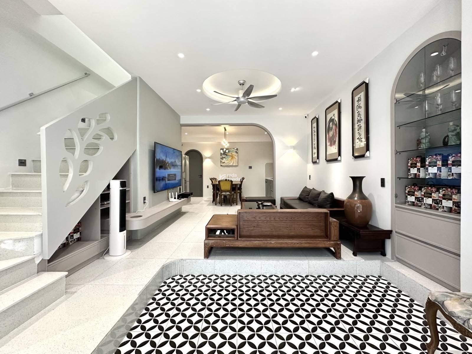 KẸT TIỀN!! Bán nhà Lý Tự Trọng, phường Bến Thành, Quận 1, Giá 6,29 tỷ- Gần chợ bến thành, sổ riêng