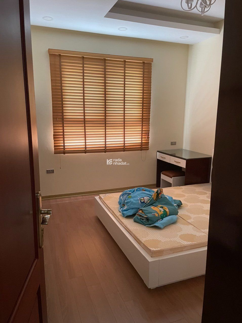 Cho thuê căn hộ 27 Thái Thịnh - 3PN - full đồ, vào ở ngay LH: 0911 400 ***