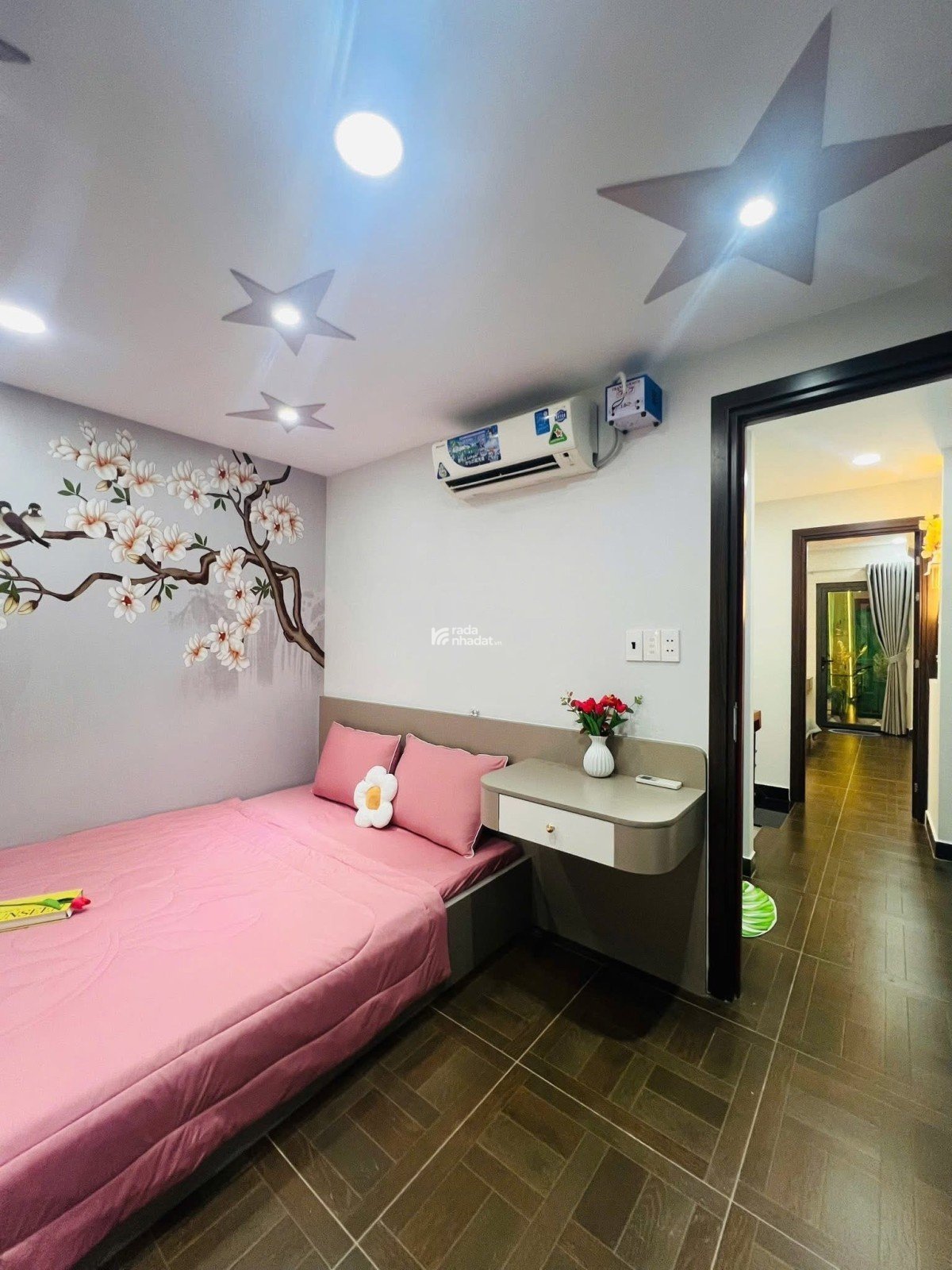 SIÊU PHẨM FULL NỘI THẤT - VỊ TRÍ VÀNG GIÁP BÌNH THẠNH -GẦN SÂN BAY