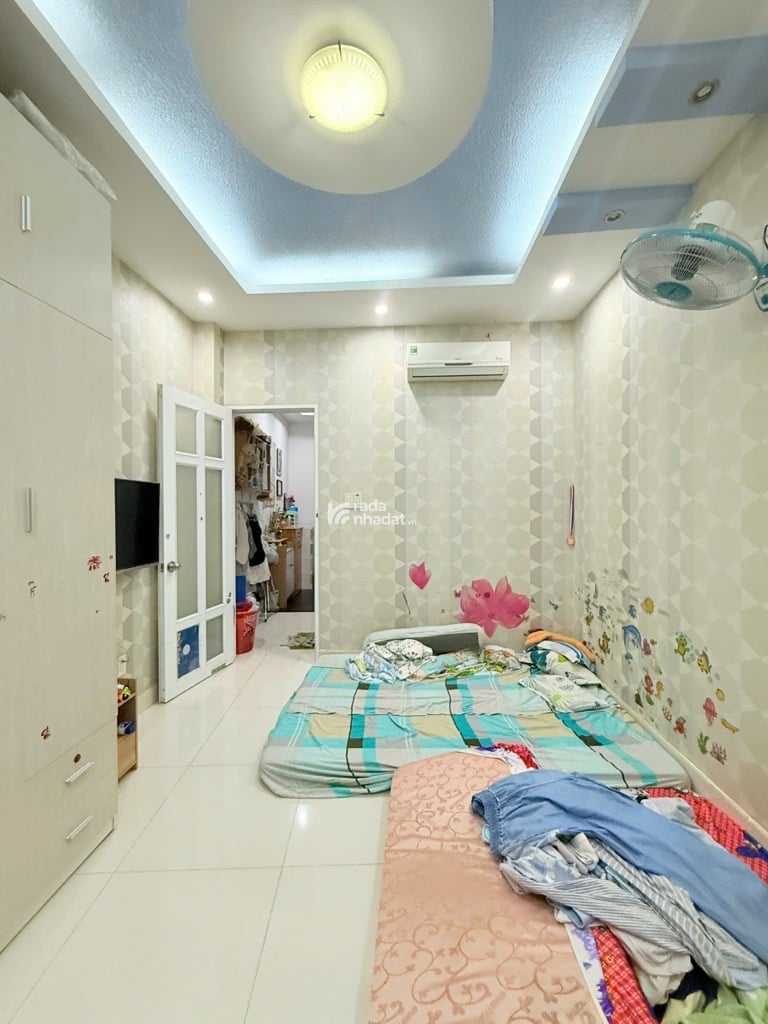 SIÊU PHẨM KHU VIP BÀNH VĂN TRÂN - TÂN BÌNH - 30 M2 - 5 TẦNG BTCT - 4 PN - NHỈNH 5 TỶ