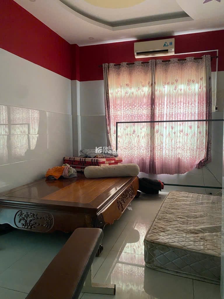 Bán nhà mặt tiền đường số 11 Hiệp Bình Chánh, Thủ Đức, 113m2, 3 tầng 4PN 4WC, đường xe hơi tránh