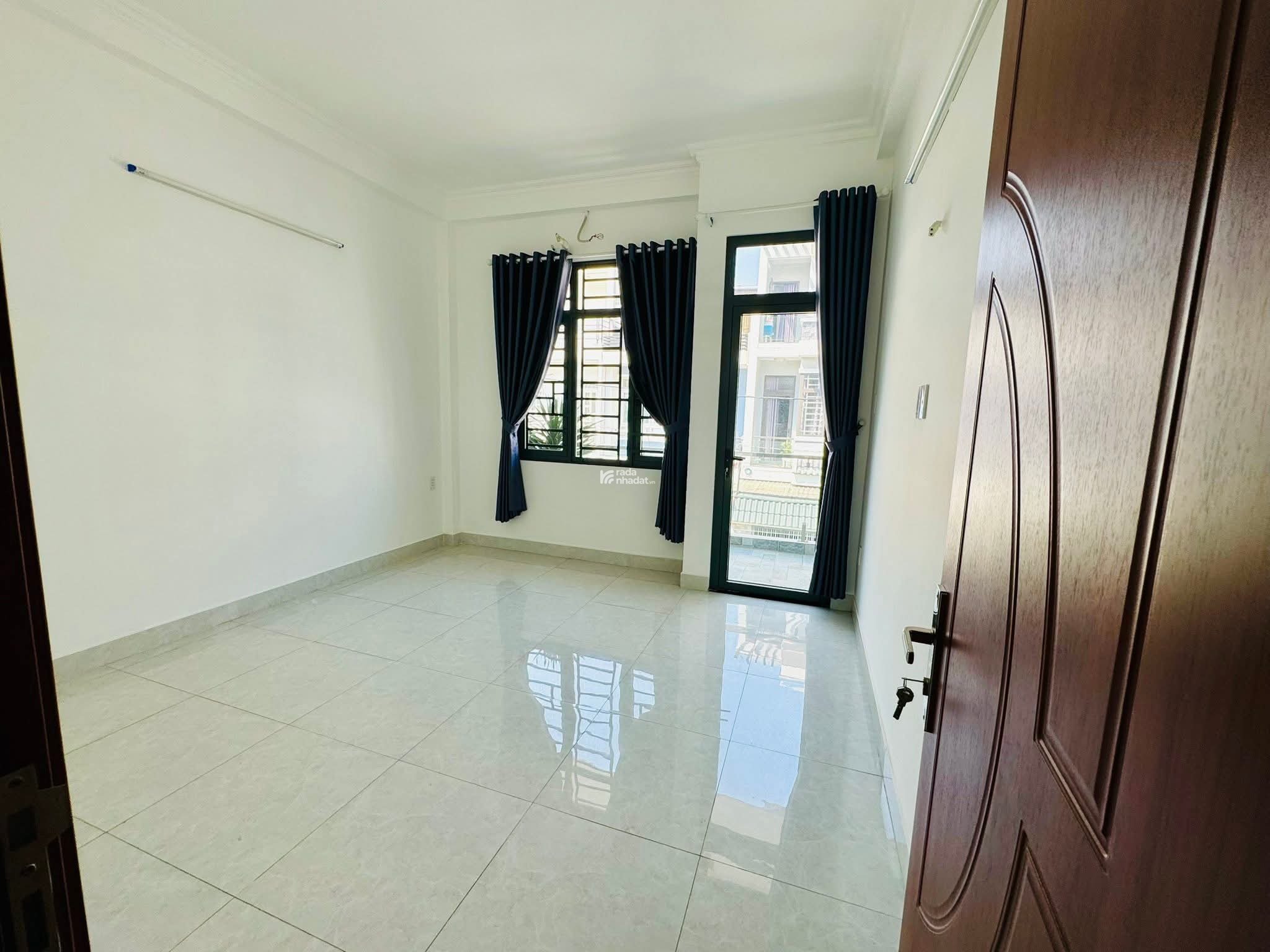 NHÀ NGANG 8M OTO ĐỖ NHÀ, ĐƯỜNG PHAN ANH, SÁT NGÃ TƯ 4 XÃ, 80M2/ 6.X TỶ