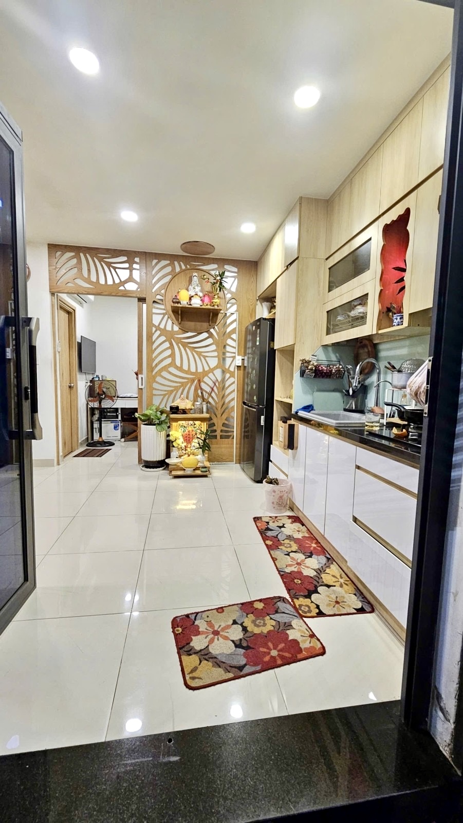 Bán Nhà Ngang 5.1m giá rẻ khu Tân Phú giáp Tân Bình chỉ 3.x